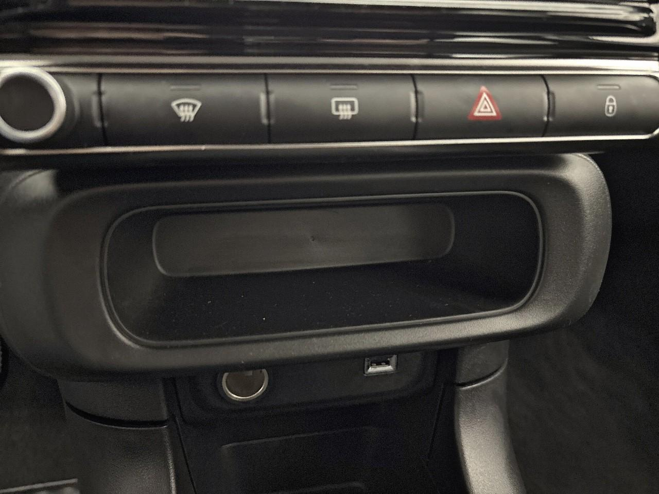 Citroën C3 societe puretech 83 s&s bvm feel nav — photo 32