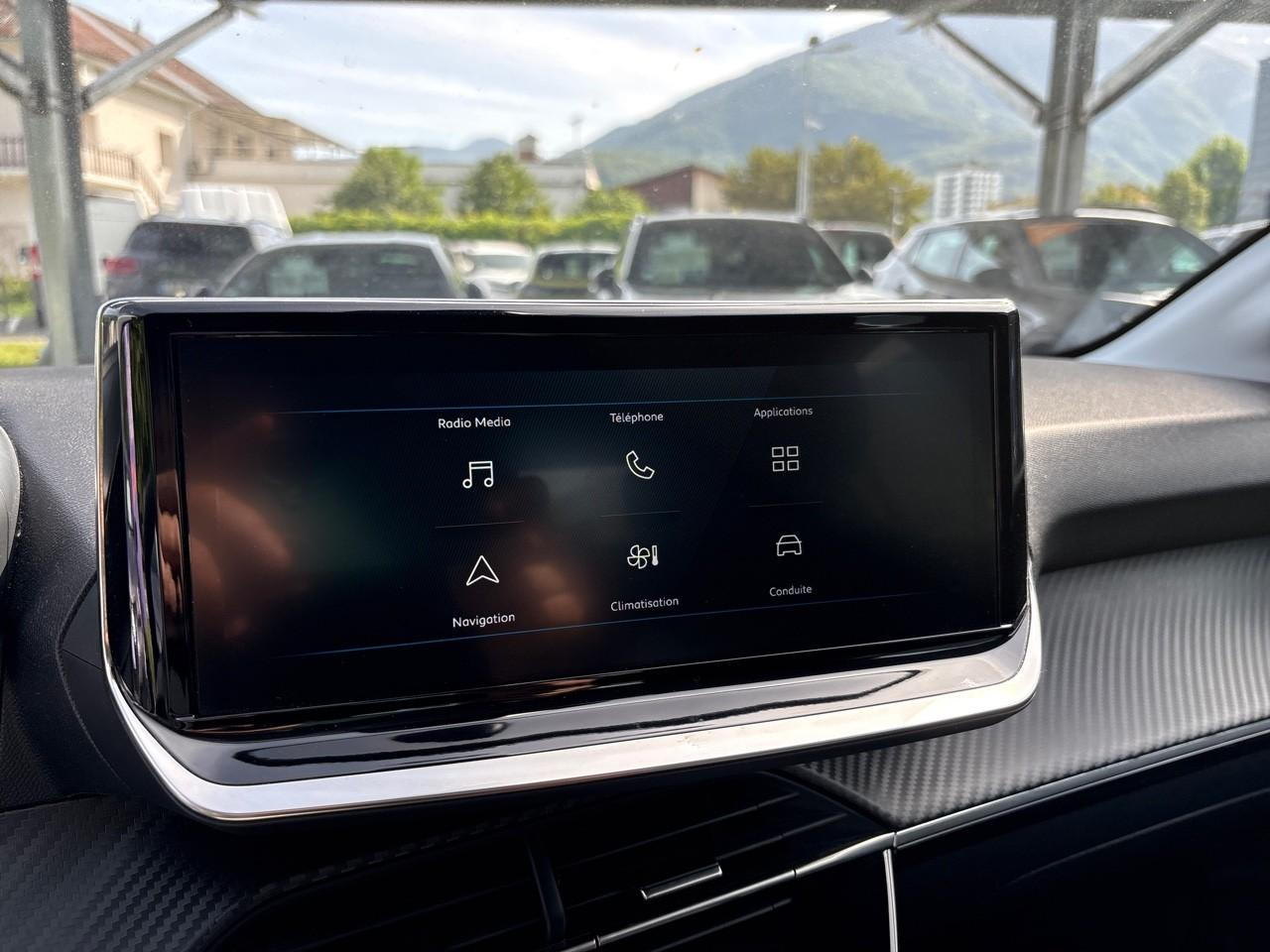 Peugeot 208 1.2 hybrid 110ch style e-dcs6 — photo 15