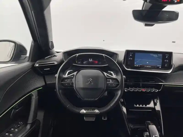 Peugeot 2008 puretech 130 s&amp;s eat8 — photo 20