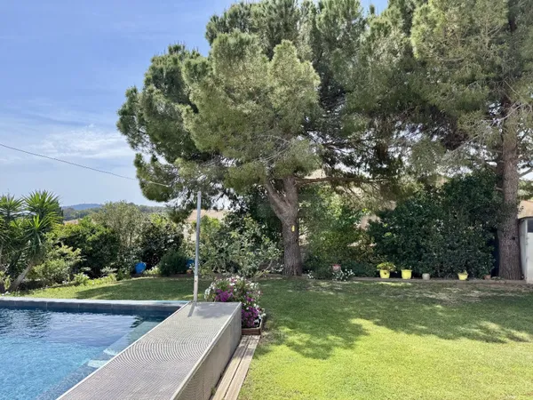 Maison individuelle 5 pièces 160 m²