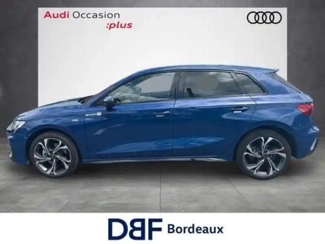 Audi A3 tfsi e hybride rechargeable 204 s tronic 6 s line — photo 2