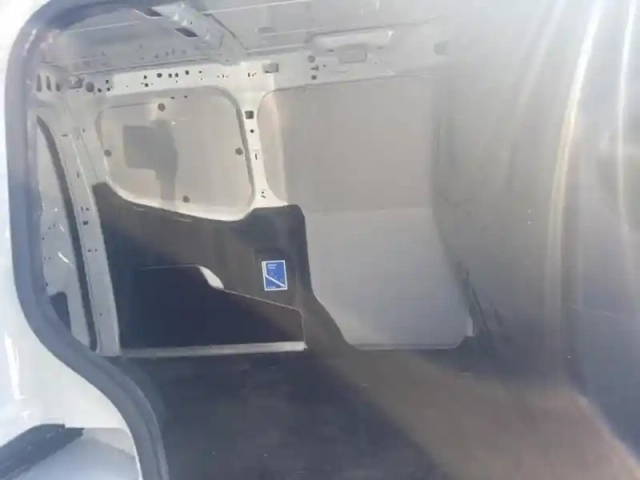Ford Transit Courier 1.5 ecoblue 100 ch trend — photo 12