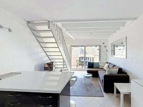 Appartement duplex 40m2, 500m plage