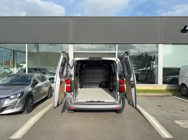 Peugeot Expert e- fgn m electrique 100kwh (136ch) batterie 75 kwh — photo 40