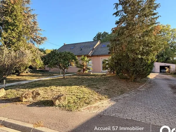 Maison 6 pièces 121 m²