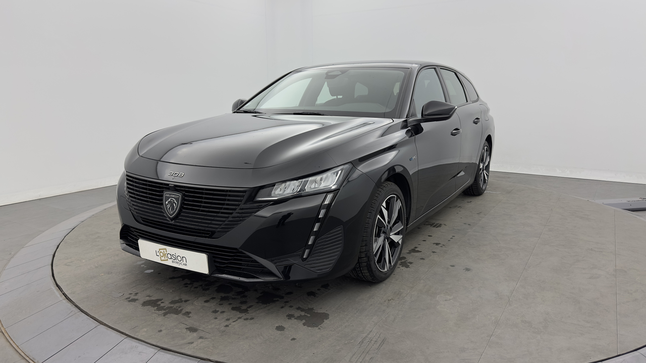 Peugeot 308 SW PHEV 180 e-EAT8 — photo 1