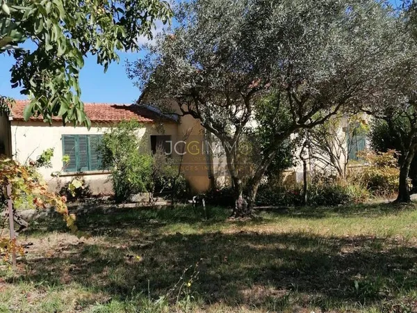 Maison de plain-pied 5 pièces 117 m²