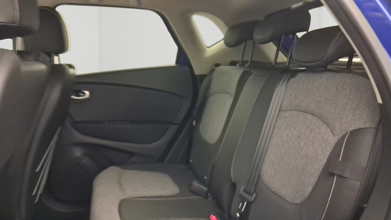 Renault Captur TCe 130 FAP — photo 12