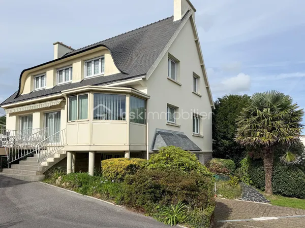 Maison 9 pièces 170 m²