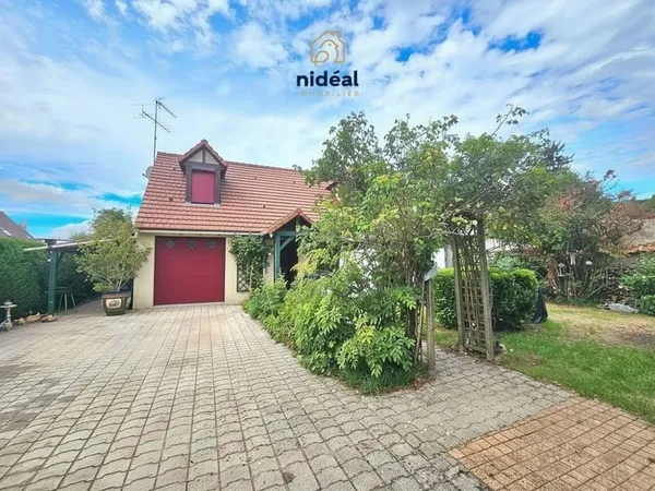 Maison individuelle avec piscine