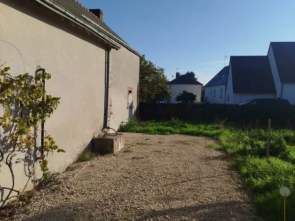 Rare à Vineuil Étable à transformer en logement - Viabilisée, accès indépendant, 90 m² de possibilit