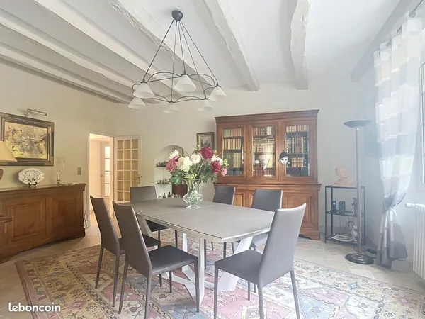 Maison 6 pièces 190 m²