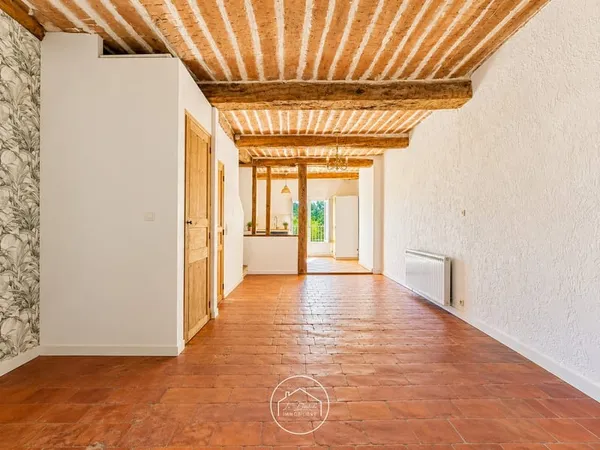 GÉMENOS au coeur du village Charmant triplex 4 pièces de 91
