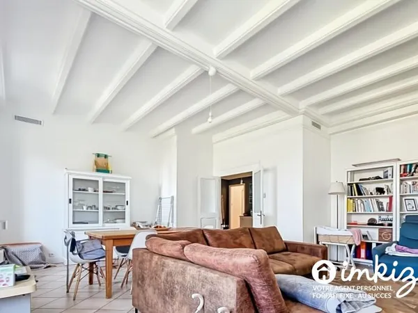 Vends t6 et plus - 121 m² - Toulon 83000