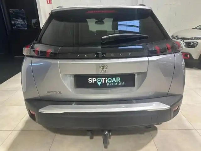 Peugeot 2008 1.2 puretech 100ch s&amp;s style — photo 4