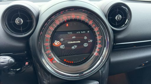 Mini Countryman 1.6 Cooper S 190 ALL4 - Jcw Exterieur – 2015 – 129121 km – Essence – Boîte Manuelle — photo 2