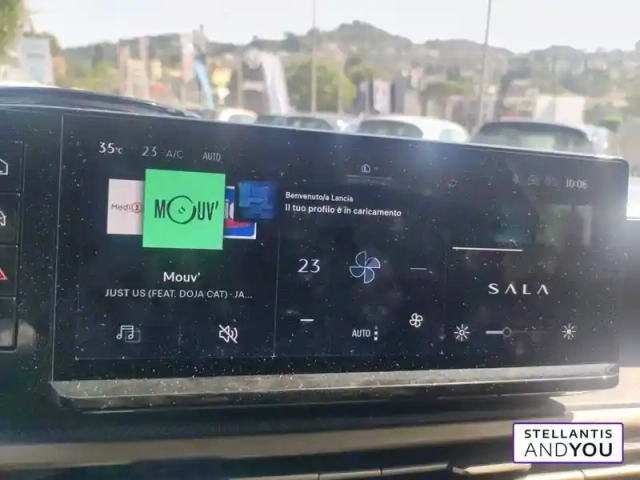 Lancia Ypsilon elettrica 156ch — photo 13