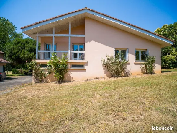 Maison proche centre GEAUNE