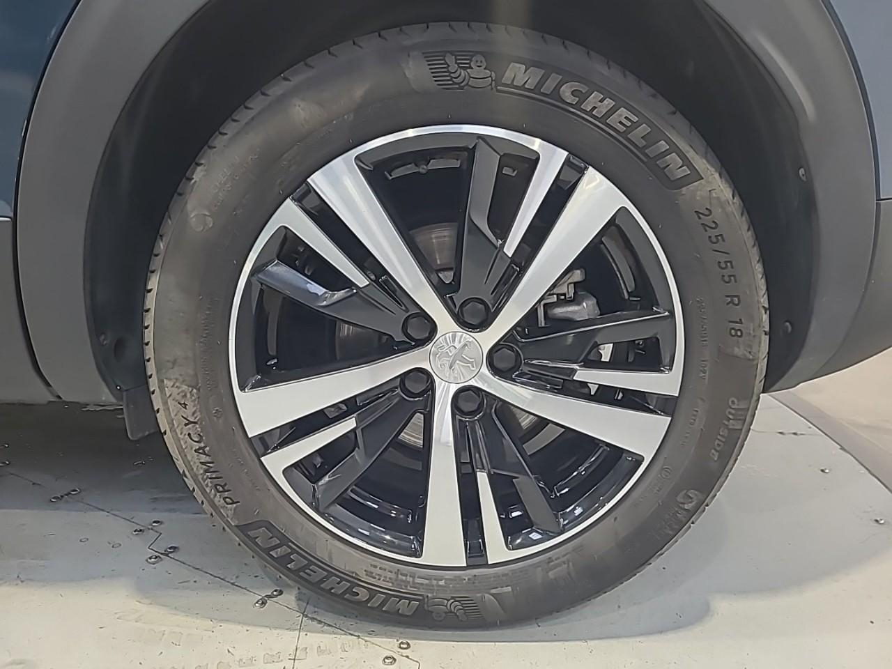 Peugeot 3008 puretech 130ch s&s eat8 gt — photo 16