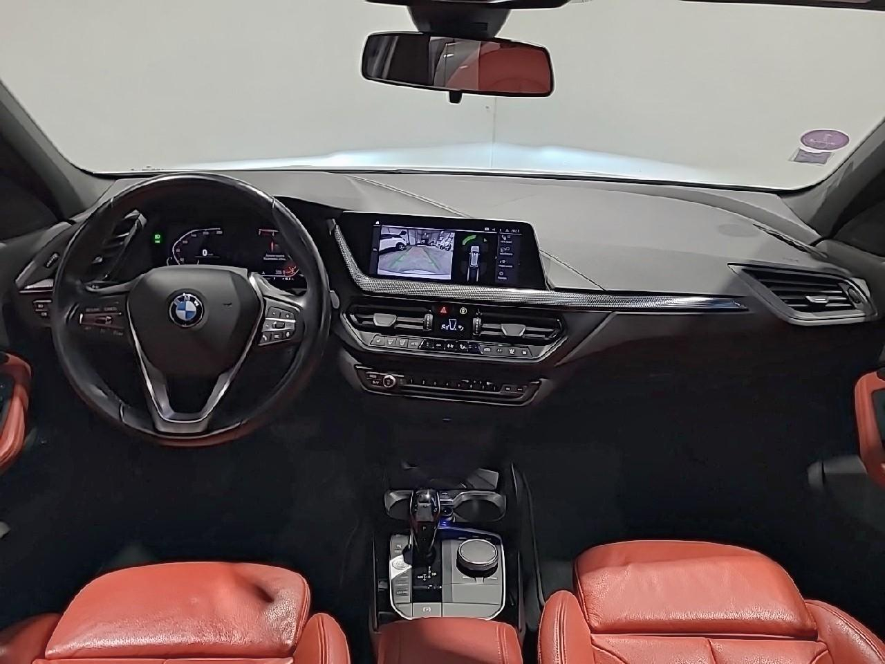 Bmw Serie 1 18i 140 ch dkg7 luxury — photo 12