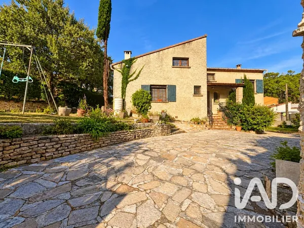 Maison 7 pièces 156 m²