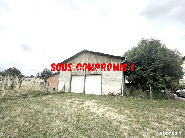 Local 180 m² Brens