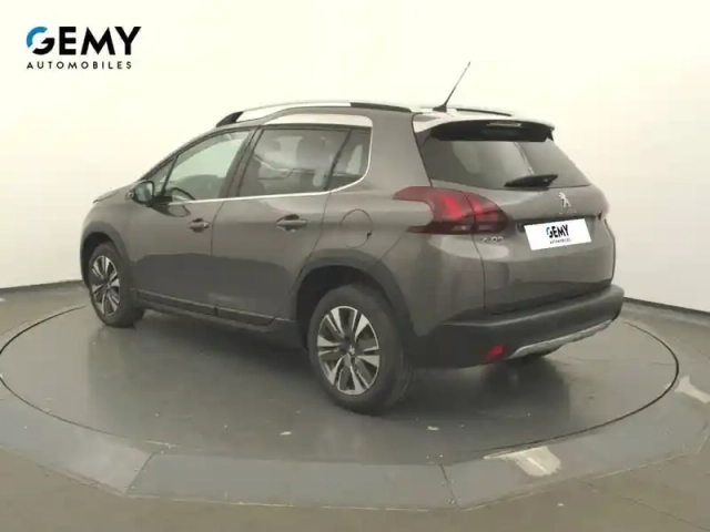 Peugeot 2008 puretech 110ch s&amp;s eat6 — photo 28
