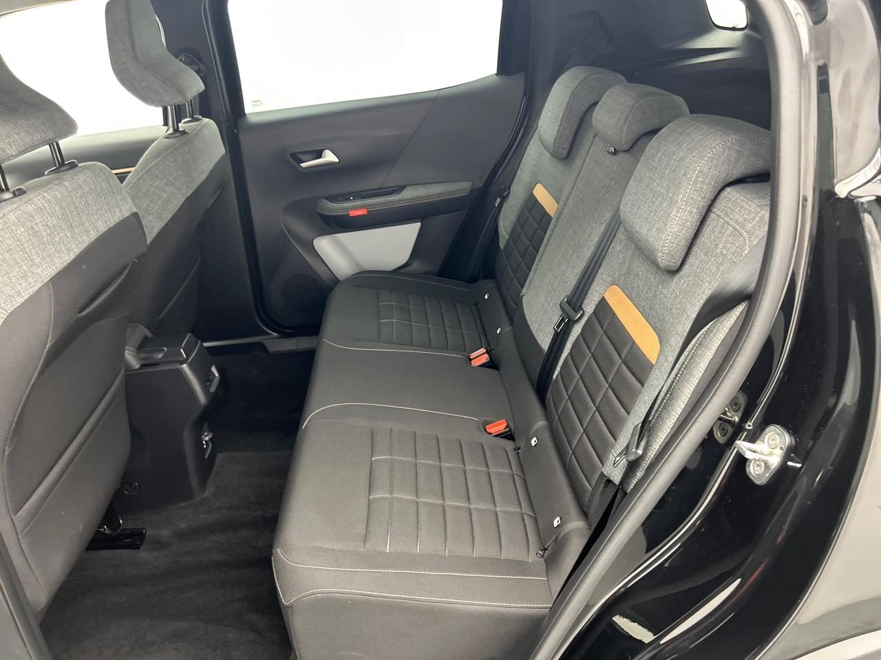 Citroën C3 Aircross hybride 145 ch aut plus — photo 13