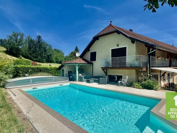 Magnifique maison 9 pièces 255m2 avec piscine