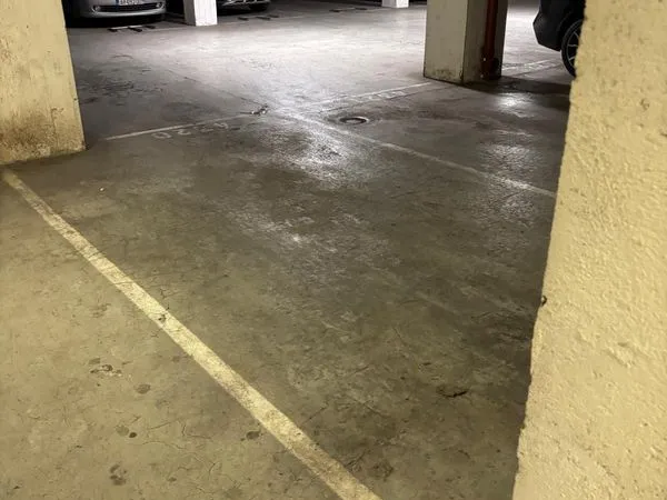 Place de Parking - 16ème - Village d'Auteuil