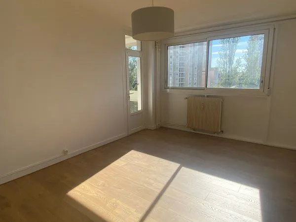 À LOUER - T3 RÉNOVÉ 56 m² - 2 CHAMBRES - QUARTIER GARIBALDI