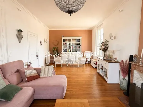 Maison 6 pièces 146 m²