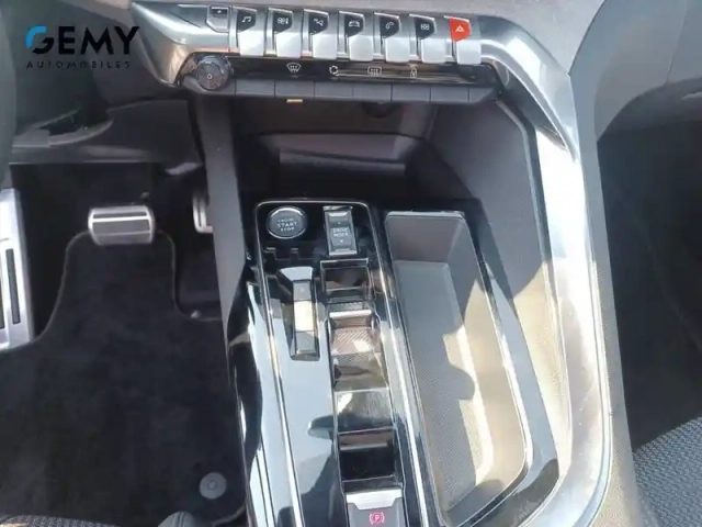 Peugeot 3008 hybrid 225 e-eat8 — photo 14