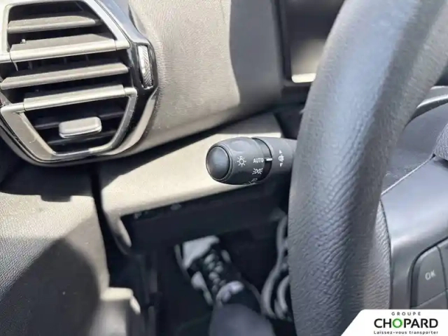 Citroën C4 e- 136 ch automatique — photo 19