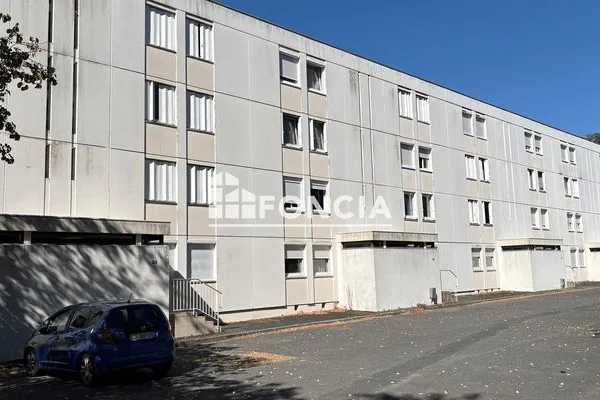 Appartement 4 pièces 82 m²