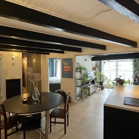 Appartement 2 pièces 81 m²