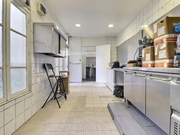 Commerce Vente Paris  48m² 365000€