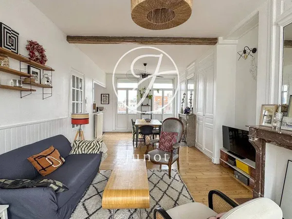 Appartement 5 pièces 104 m²