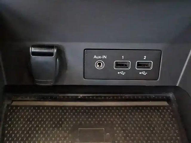 Renault Captur tce 90 — photo 31