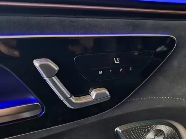 Mercedes Eqe suv 350 4matic suv amg lin — photo 26