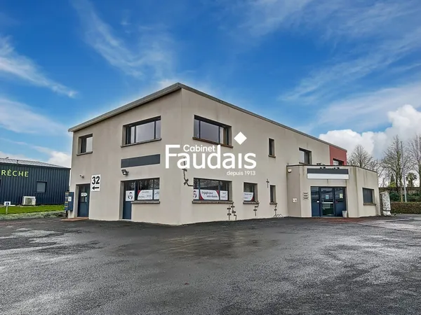 Bâtiment de bureaux indépendant à Saint-Lô - 570 m² de su