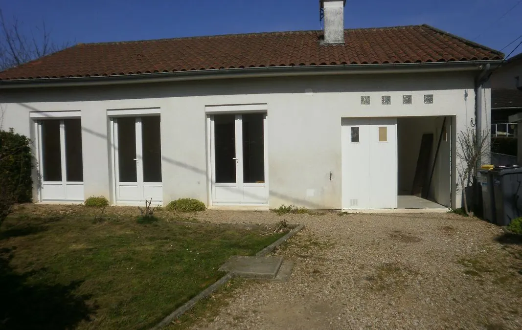Photo 1