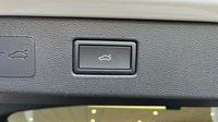 Volkswagen T-Roc 1.5 eTSI 150ch R-Line DSG7 — photo 14