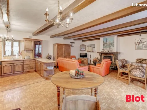 Maison 5 pièces 146 m²
