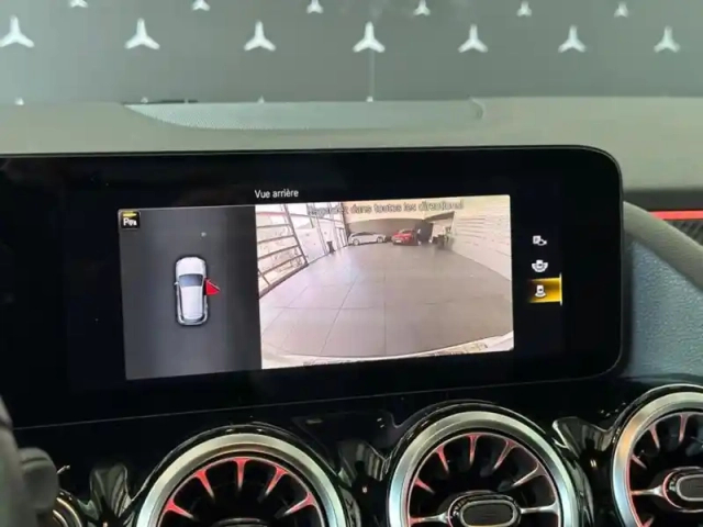 Mercedes Gla 220 d 4matic amg line — photo 44