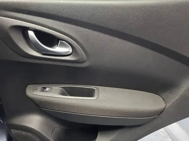 Renault Kadjar blue dci 115 — photo 28