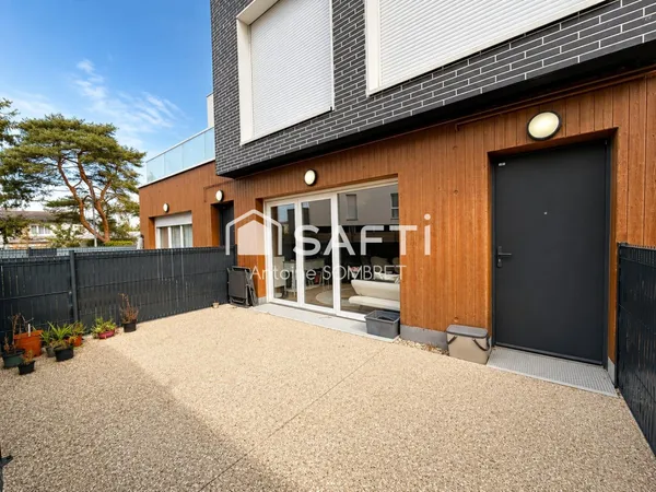 Appartement 2 chambres DPE C, PMR, terrasse SUD.