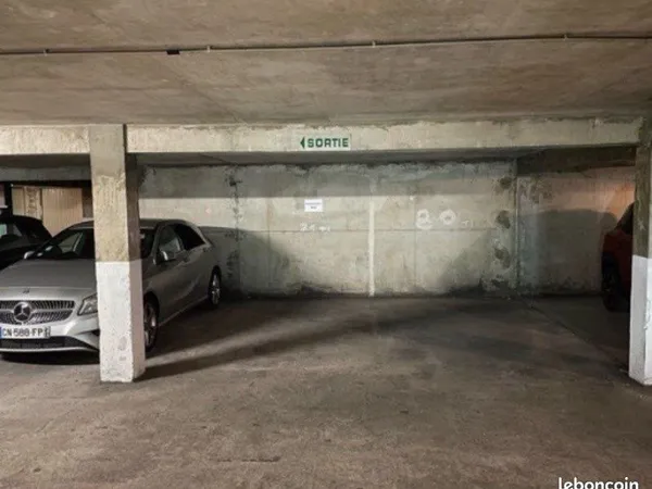 Stationnement parking sécurisé