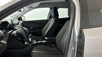 Peugeot 2008 1.2 PureTech 100ch S&S Allure — photo 12