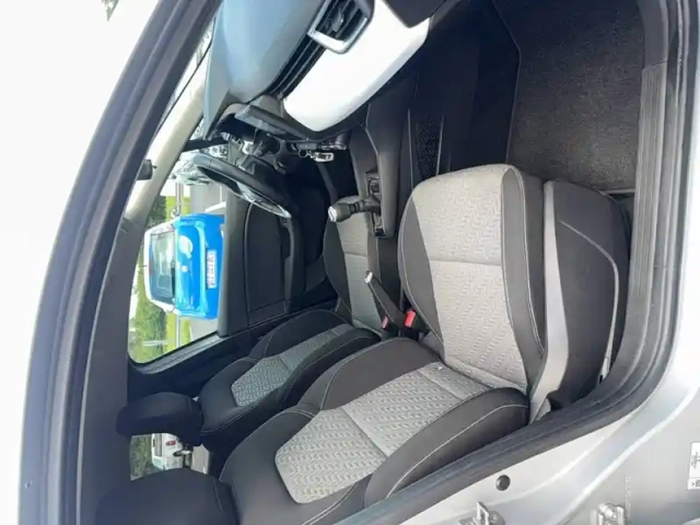 Renault Clio blue dci 100 — photo 4